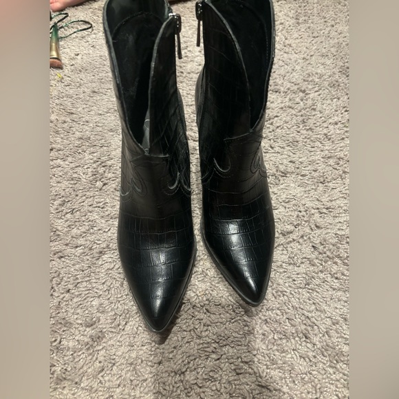 Like new Jessica Simpson boots - Picture 2 of 4
